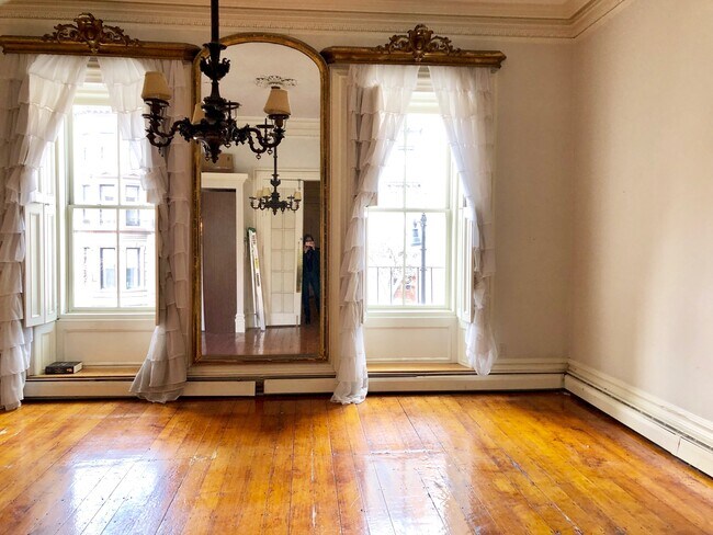 Foto del edificio - 149 Beacon St