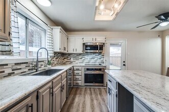 Building Photo - 1846 Tucson Dr