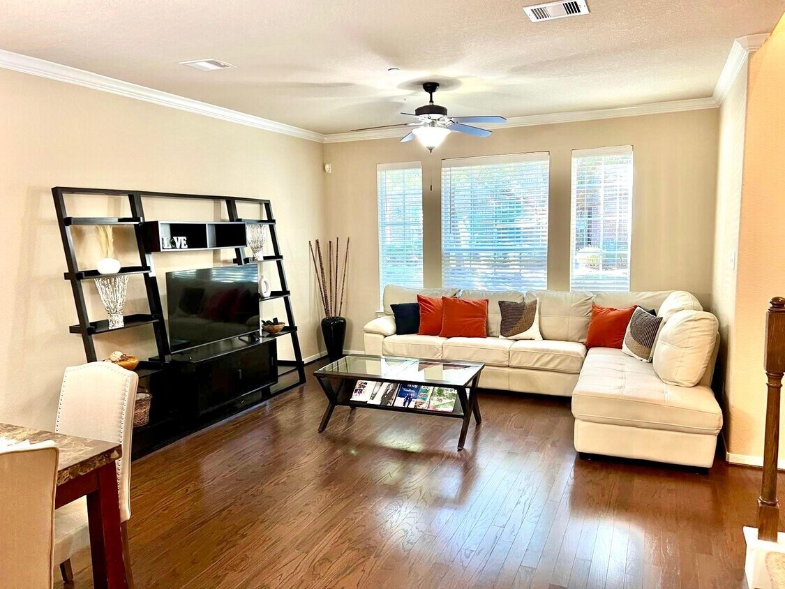 Foto principal - 22 Bettina Ln