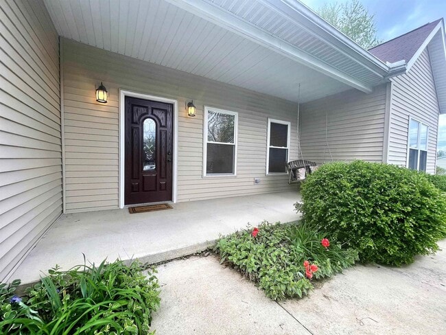Building Photo - 508 W Duncan Dr