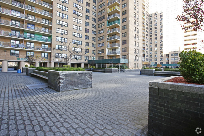 Ebbets Field Apartments For Rent