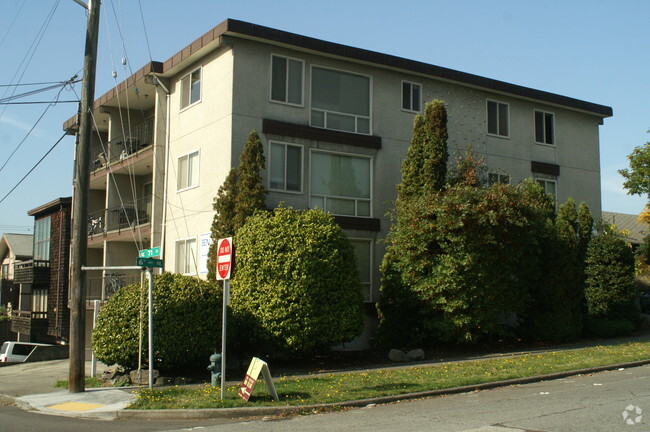  - Greenlake Arms