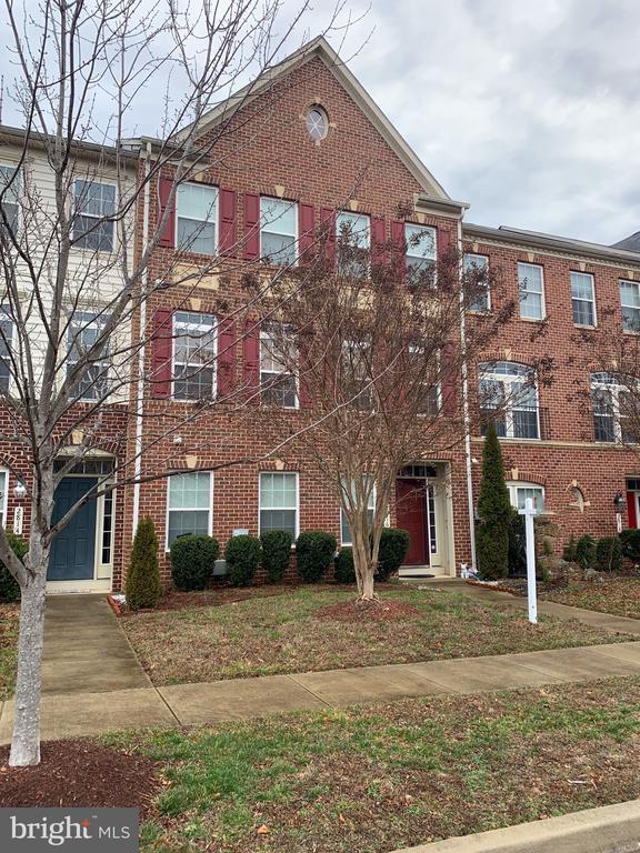 Foto principal - 2816 Admiral Ridge Rd