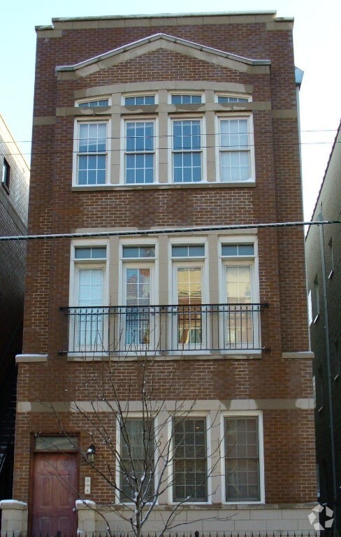 Building Photo - 1319 W Belmont Ave