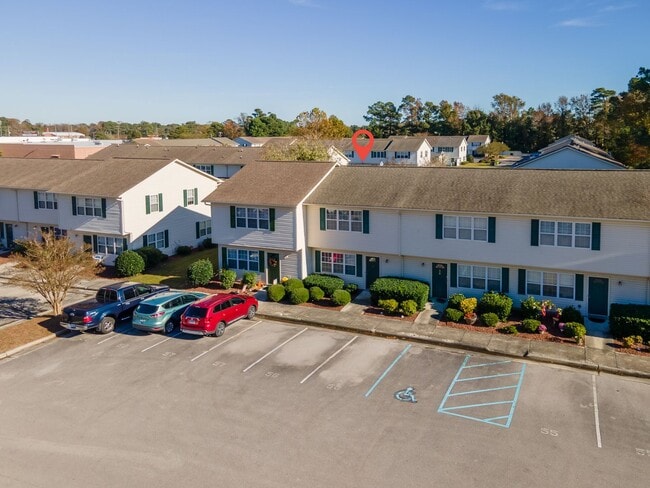 Building Photo - 57 Pirates Cove Dr