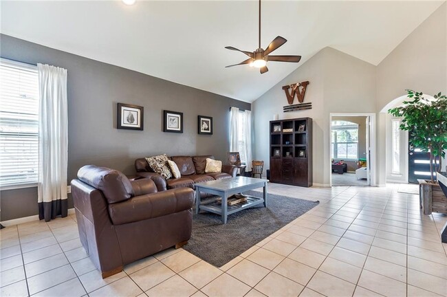 Foto del edificio - 2436 Republic Trails