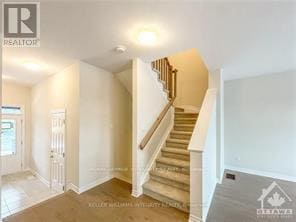 Building Photo - 529 Enclave Ln
