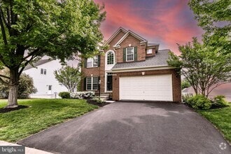Building Photo - 359 Preston Dr