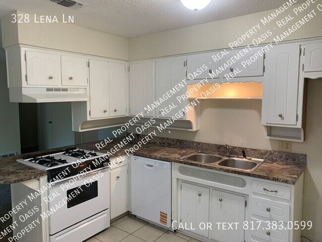 Building Photo - 328 Lena Ln