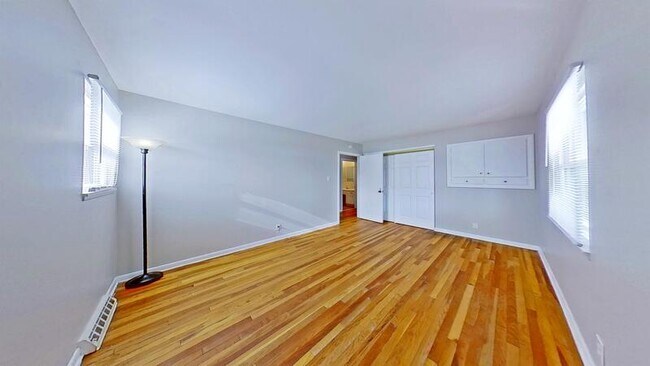 Building Photo - 1115 Cecil Ave