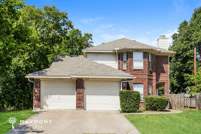 Building Photo - 6504 Pilgrim Ln
