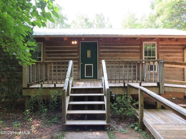 Building Photo - 168 Woodward Ln