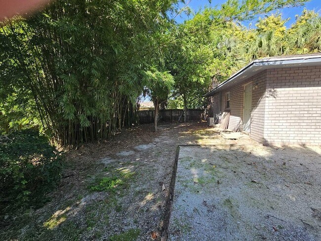 Foto del edificio - 2049 SW Cranberry St