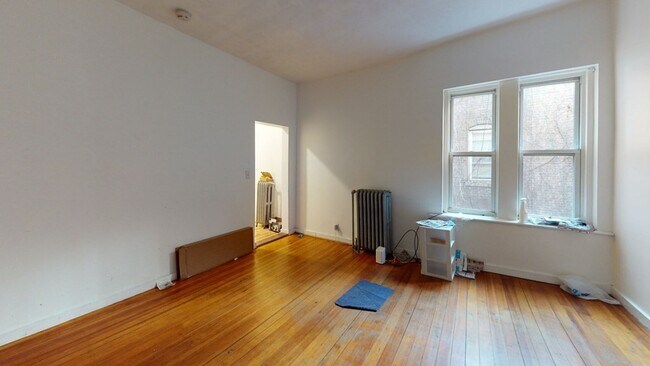 Building Photo - 15 Forbes St