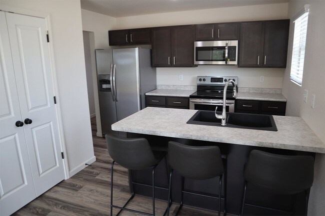 Foto del edificio - 13609 E Pawnee St