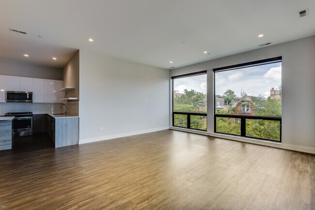 Foto del edificio - 1023 N Ashland Ave