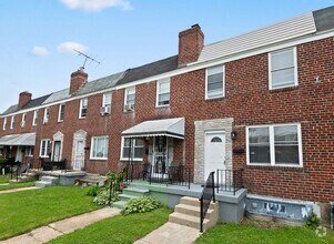 Building Photo - 4937 Schaub Ave