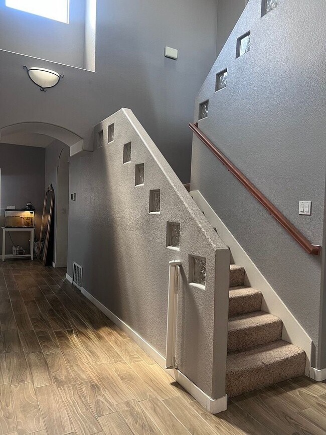 Foto del edificio - 41 Willow Trace Ct