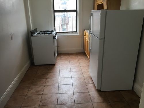 Primary Photo - 200 Livingston Ave