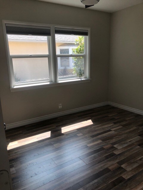 Foto del edificio - 9059 Lucerne Ave
