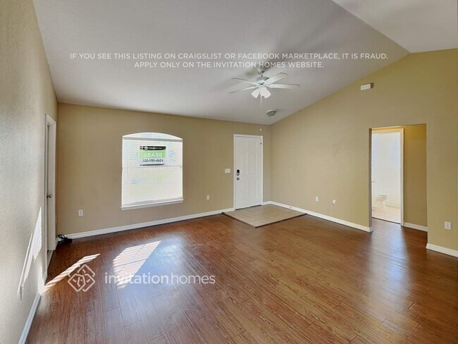 Foto del edificio - 599 Koala Dr