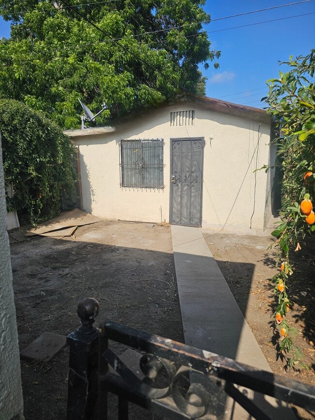 Photo - 9726 Zamora Ave House