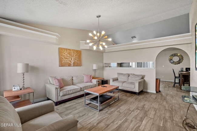 Building Photo - 3424 Belfry Park Dr