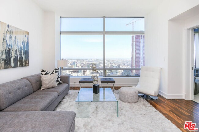 Foto del edificio - 900 W Olympic Blvd