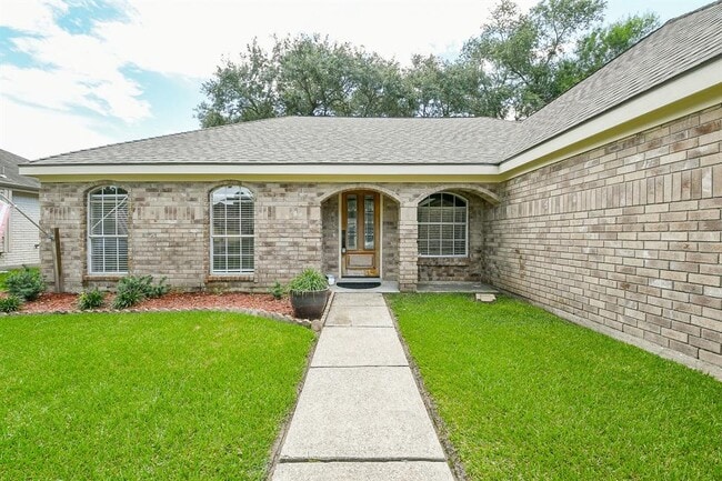 Building Photo - 16746 Square Rigger Ln