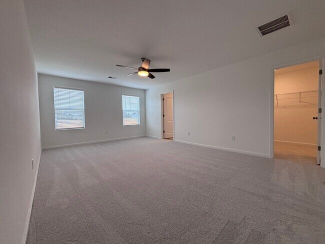 Foto del edificio - 78 Blossom Field Way