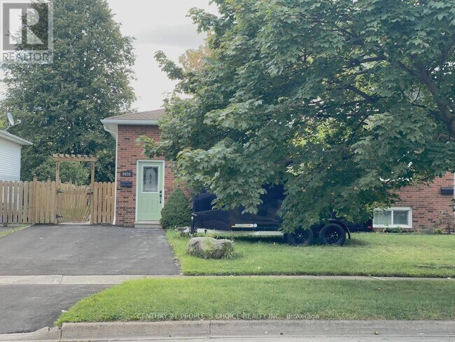 Photo du bâtiment - 6938 Warden Ave