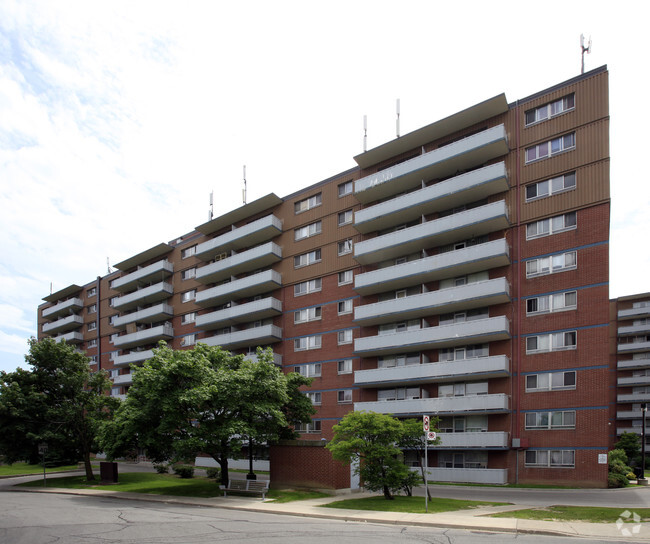 Building Photo - Dundas Gooch