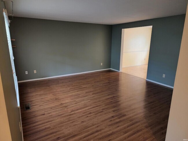 Building Photo - 3819 Claybridge Dr