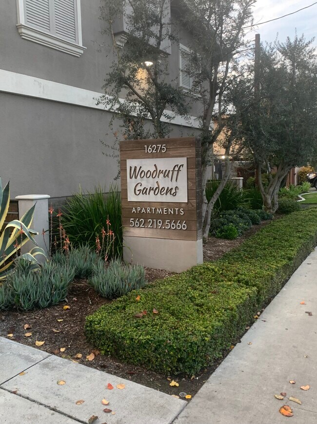 Entrance - 16275 Woodruff Ave