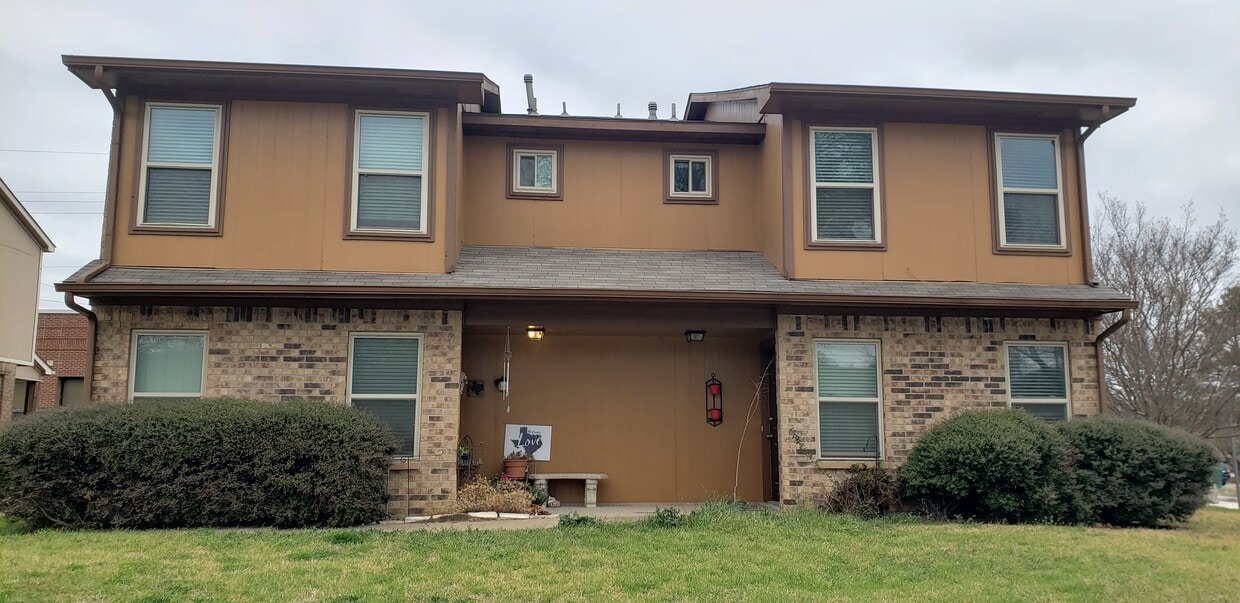 2400 Lakeview Cir Unit 2400, McKinney, TX 75072 Apartments in