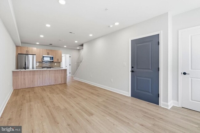 Building Photo - 2709 MAYA Ln