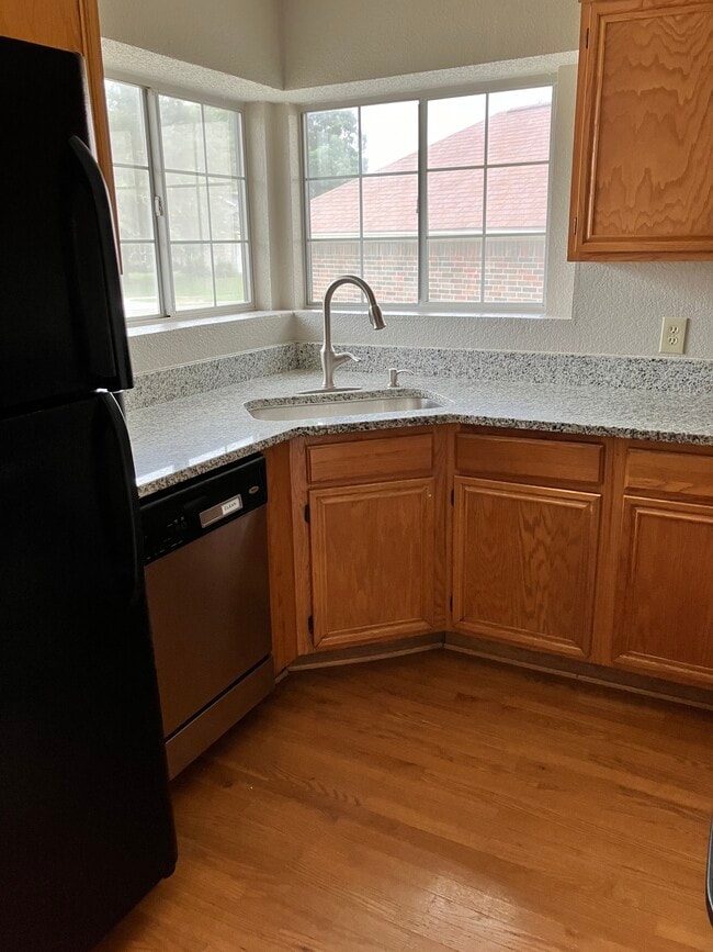 All kitchen appliances included - 2083 Rodeo Ct