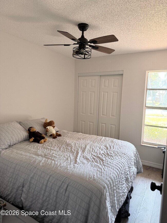 Foto del edificio - 1114 Steven Patrick Ave