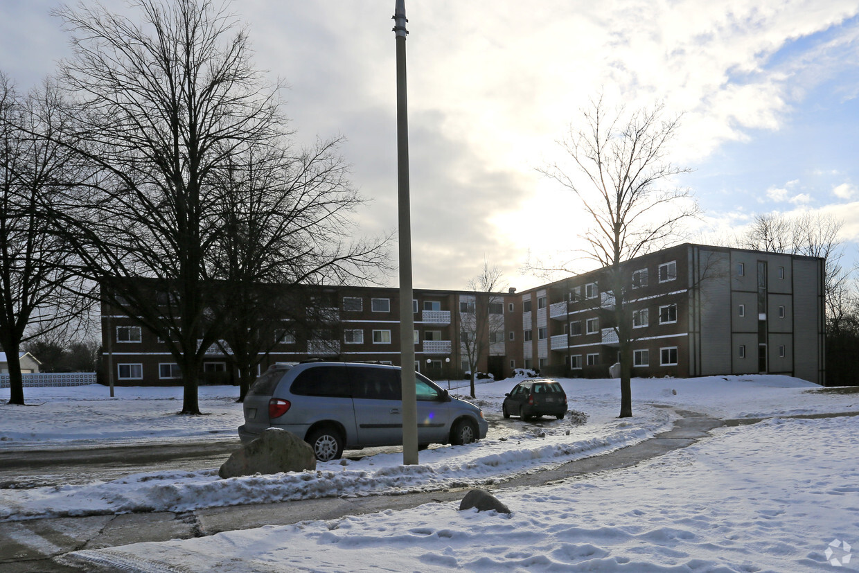 Building Photo - Parkview Apartments