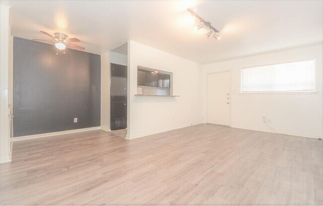 Foto del edificio - 427 W 17th St