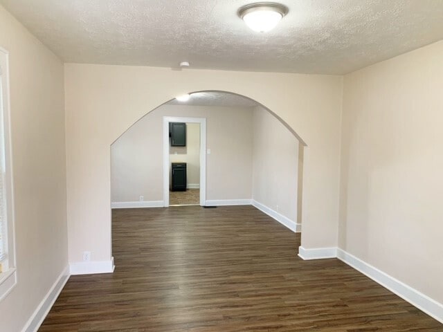 Foto del edificio - 480 S Luett Ave