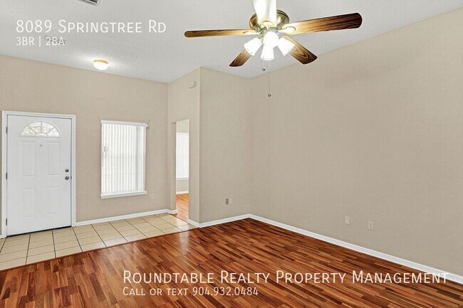 Foto del edificio - 8089 Springtree Road
