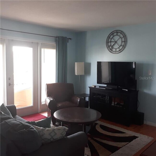 Foto del edificio - 4834 Beach Dr SE