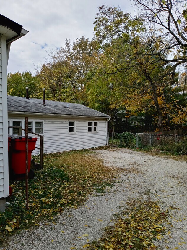 Foto principal - 204 W Ells Ave