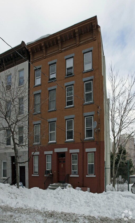 Foto principal - 134 Steuben St
