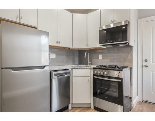 Primary Photo - 276-278 Hanover St