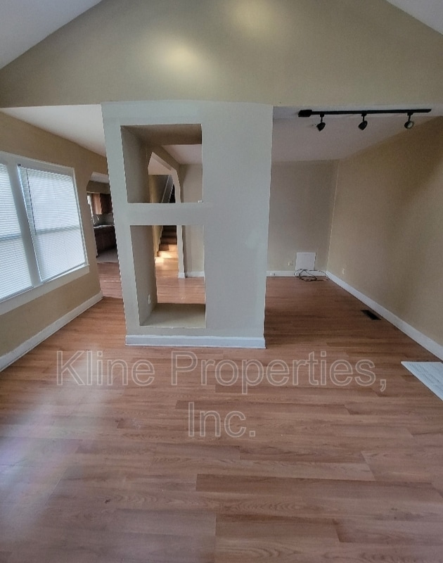 Building Photo - 4324 Winthrop Ave