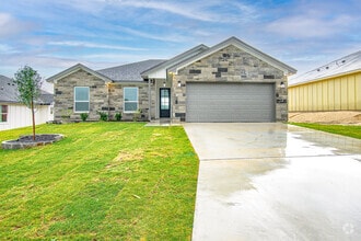 Building Photo - 3008 Atascosa Dr
