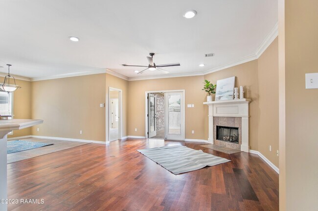 Building Photo - 106 Wild Rose Ln