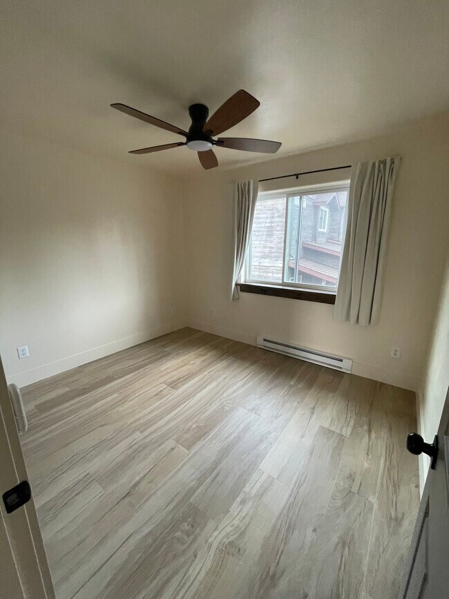Foto del edificio - 1018 Patton Ln